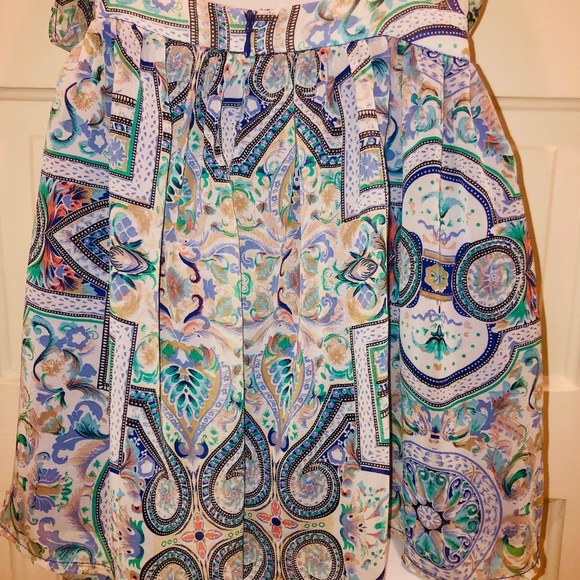 ๐HOST PICK๐The Clothing Company V-Neck Romper - Picture 5 of 6